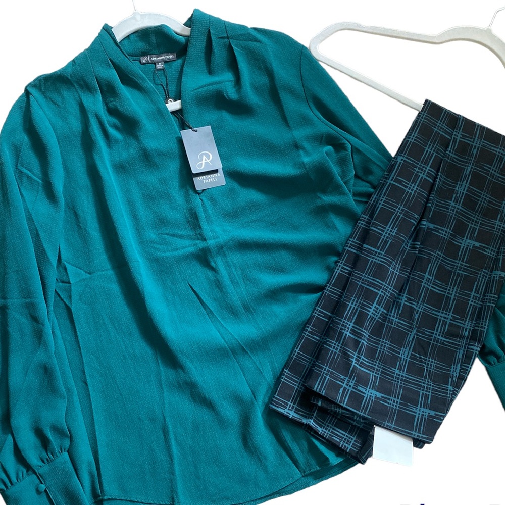 Green Blouse Black/Green Pants